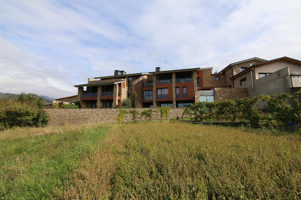 Dolcet L'Hotel Alas Exterior photo