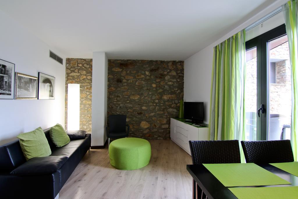 Dolcet L'Hotel Alas Exterior photo
